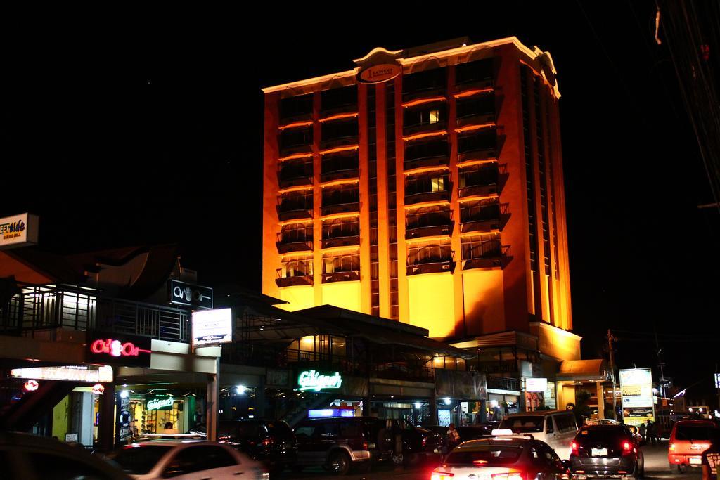Iloilo Business Hotel Exterior photo